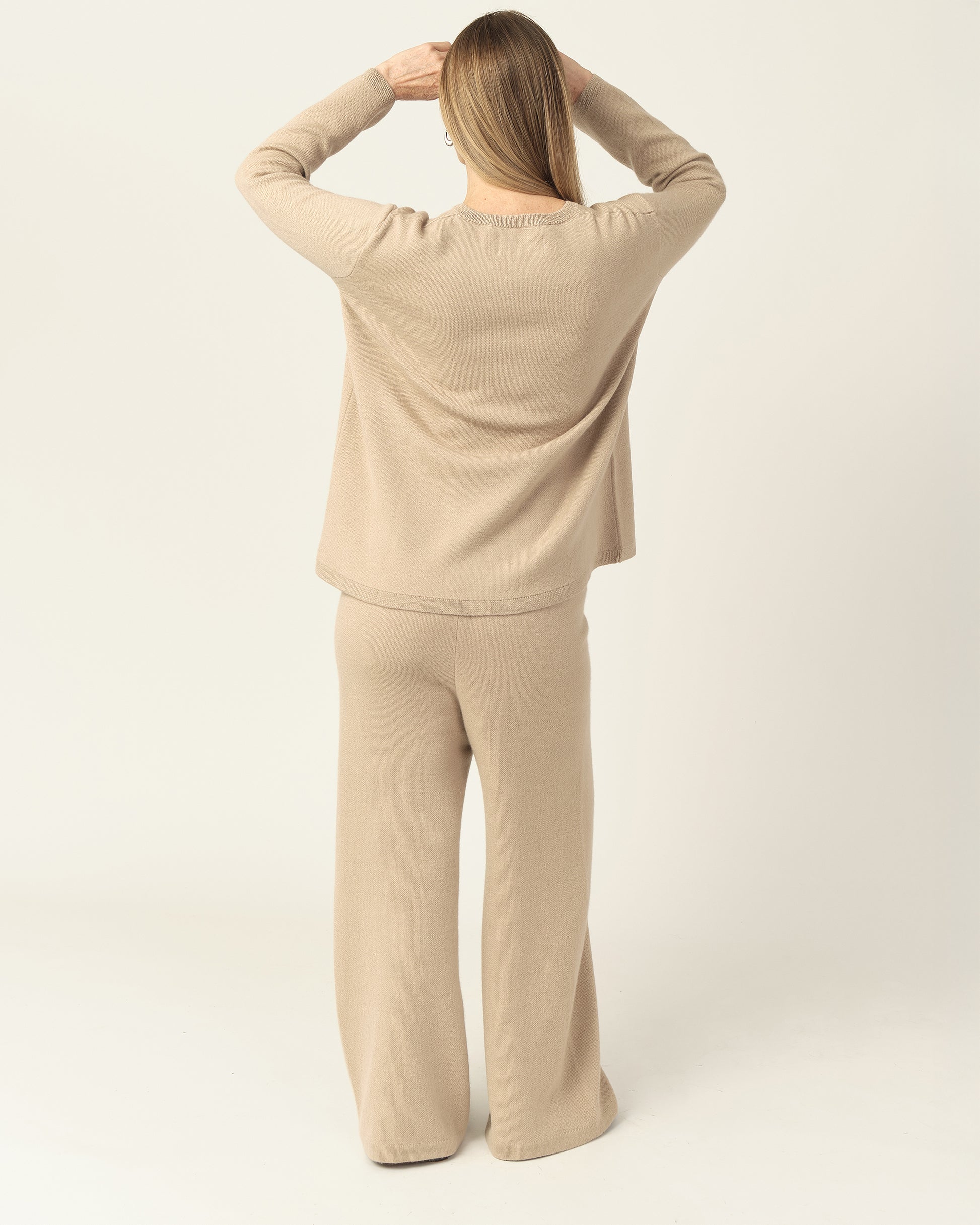 Beige royal alpaca knit pants